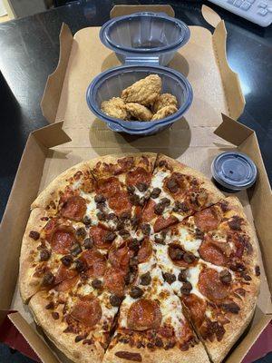 Pepperoni and Beef Pizza with Boneless Wings