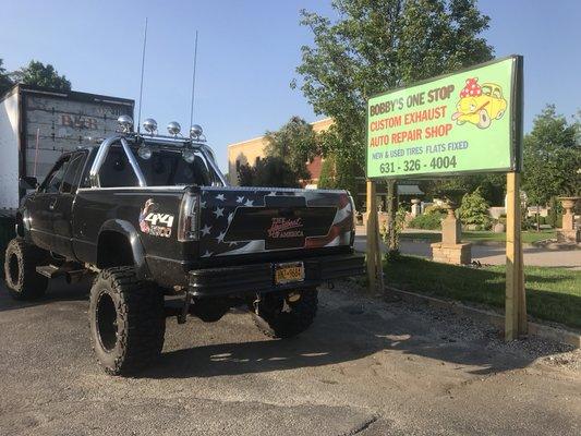 Monster truck I worked on. Sounds so good!!!