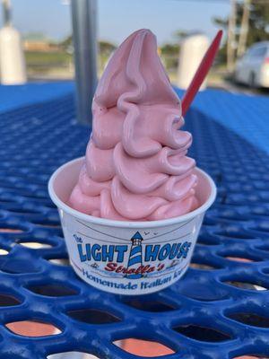 Strawberry Soft Serve Ice Cream (small cup)