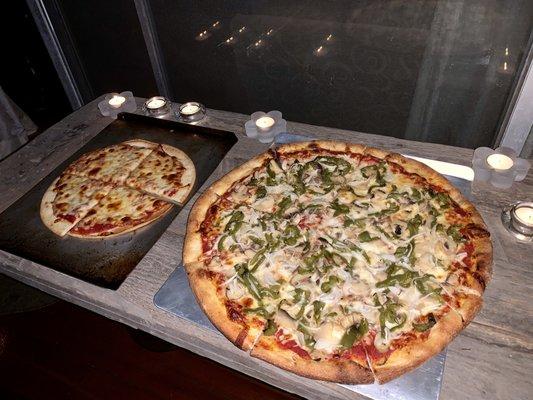 This pic from Summertime when we got the Pizza to go, the small pizza is GF-everything Delicious!