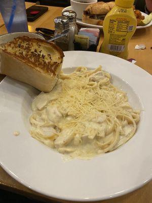 Chicken alfredo