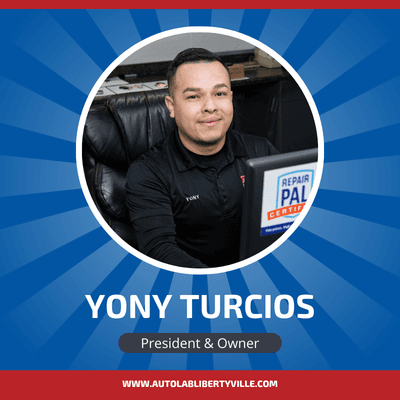 Hello! I'm Yony Turcios, the President and Owner of Auto Lab. My journey in the automotive world began in 2005.