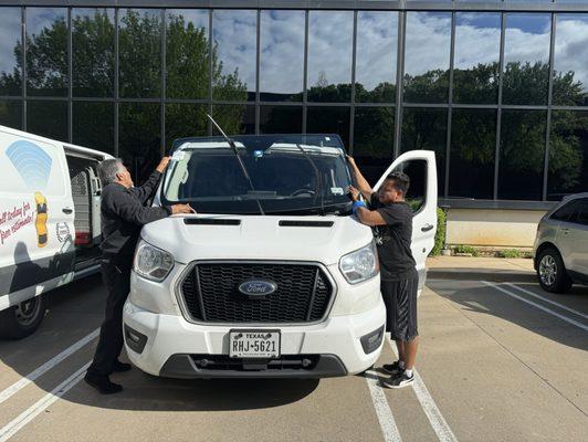 Ford Transit windshield replacement