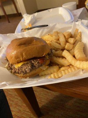 Cheeseburger combo with fries.  Burger didn't taste seasoned.