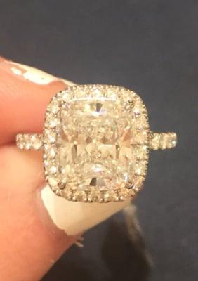 Stunning 4 plus carat engagement ring my daughter selected. The staff was absolutely fantastic!