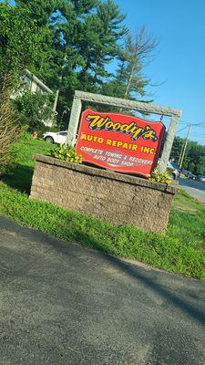 Woody's Auto Repair