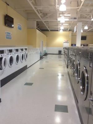 SMALL TO JUMBO SIZE WASHERS AND DRYERS