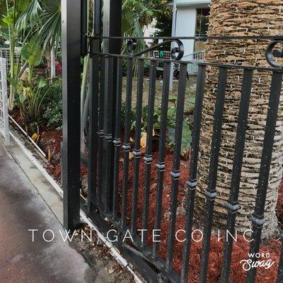 Cantilever sliding gate custom manufactured