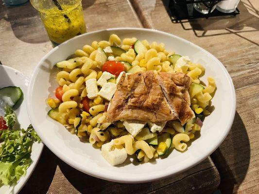 Summer pasta salad added chicken