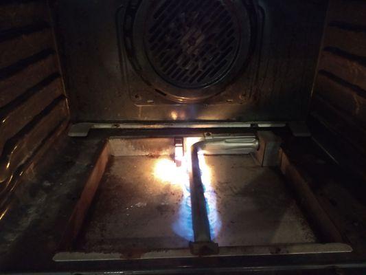 Oven back heating with a new electronic ignition