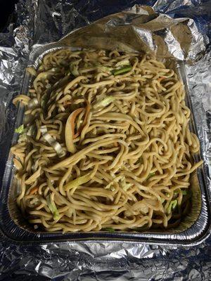 Vegetable Chow Mien Medium Party Tray ($43.76)