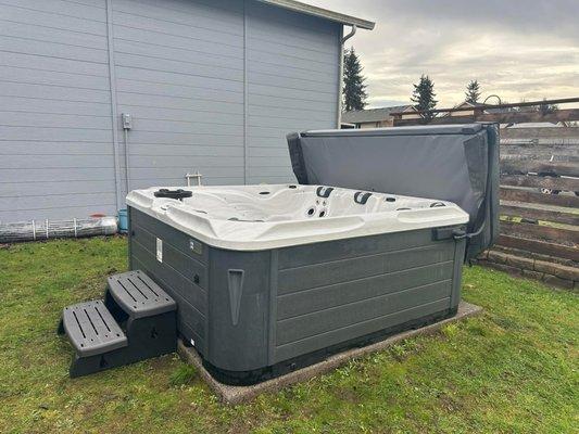 Our new Hot Tub from NN Swim Spas...They are the Best Company to buy your new Hot Tub or Swim Spa!  Call them for your personal appointment.