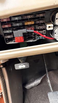 Clean wiring into my existing fusebox