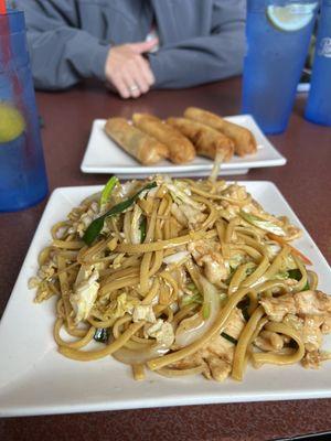 Chicken lo mein. Egg rolls