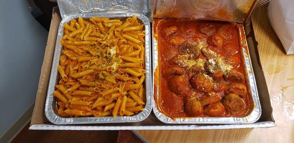 Catering half trays meatball and penne vodka