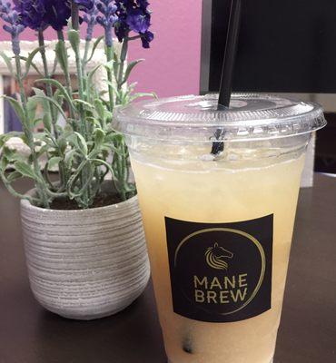 Love, love, love one of Mane Brew's newest drinks: Blood Orange Ginger refresher with coconut milk!! It's like summertime in a cup!