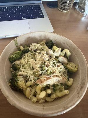 Build your own bowl: pesto sauce, chicken, broccoli, Parmesan