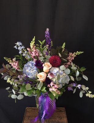 The arrangement before leaving the florist. So beautiful!