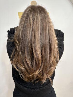 By Valerie Balayage/razorcut