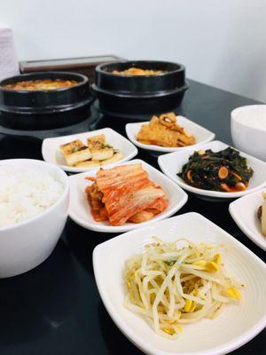 Lee Oriental Food Mart & Korean Restaurant