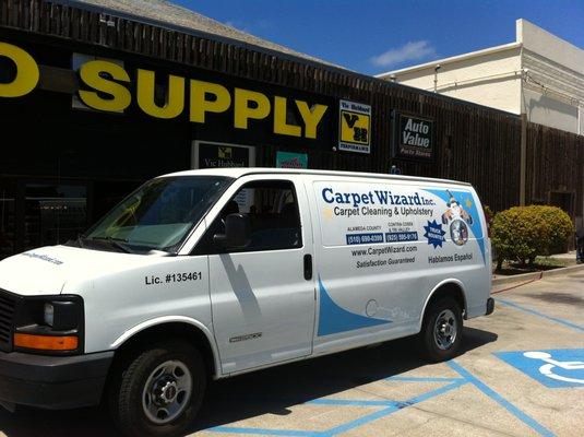 Carpet cleaning service in Auto shop commercial office in Hayward ca