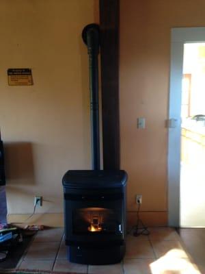 freestanding pellet stove