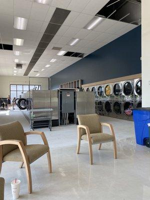 Oasis Laundromat