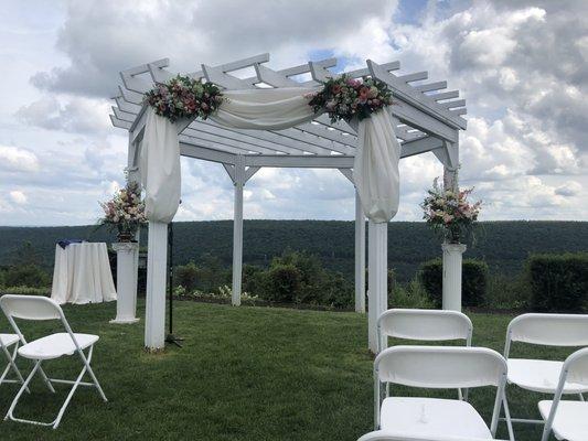 Ceremony pergola