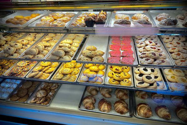 Pastry and bakery display