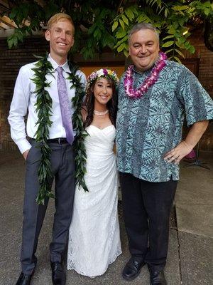 I've done Hawaiian wedding, Chinese weddings, Sci-fi themed weddings... You have something unique about yours?  Call me and lets talk.