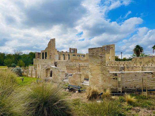 Hot Wells ~ San Antonio Texas