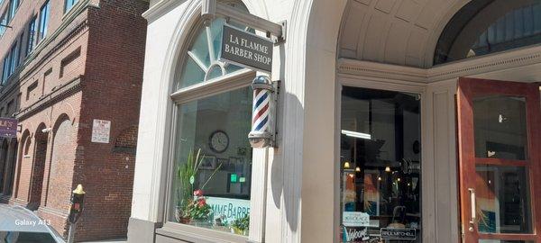 La Flamme Barber Shop