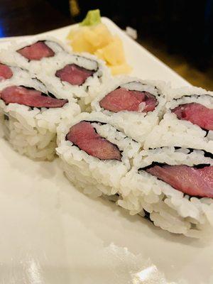 Tuna roll