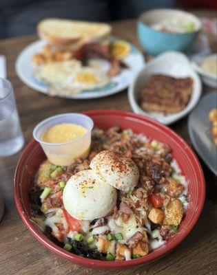 Bowdoin bowl (hollandaise on the side)