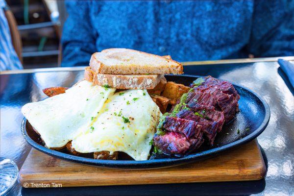 steak & eggs