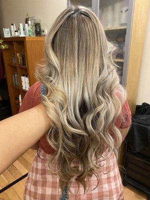 Icy blonde balayage with babylights by Cici