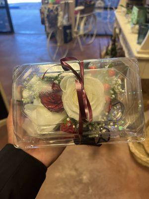 Rose trio wrist corsage