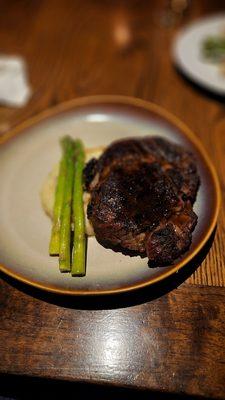 14oz ribeye truffle potatoes and asparagus