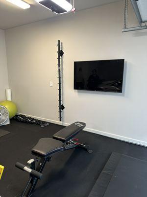 Tv and exercise bar!