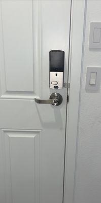 LOCKLY DEAD BOLT CAMERA OPERATING LOCK