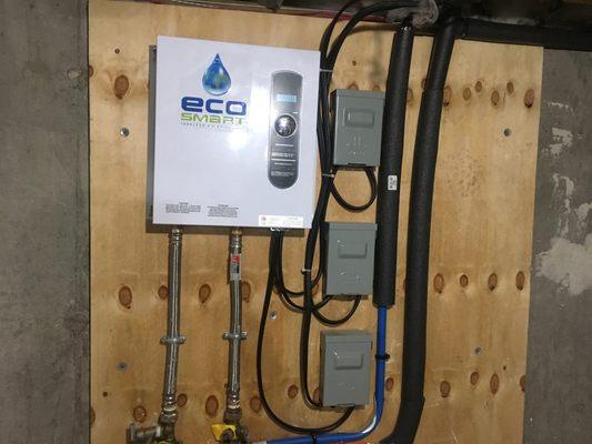 Tankless Electric hot water heater