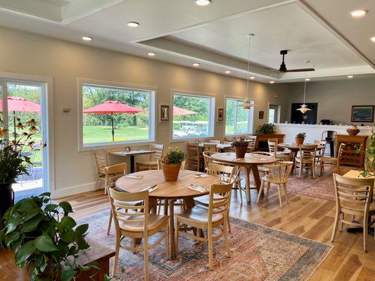 Our lovely, updated cafe is bright and cozy with beautiful views of the course and breathtaking sunsets.