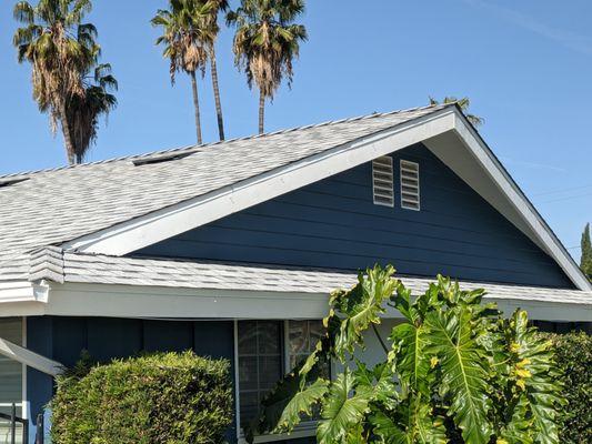 Owens Corning Sierra Grey shingles