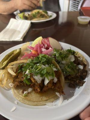 Al pastor y carne asada tacos