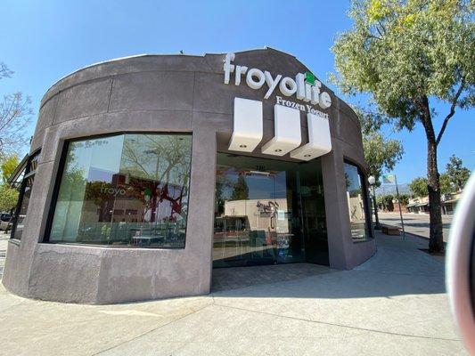 Froyo Life Montrose 2020