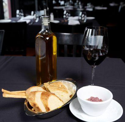 Best Italian Restaurant Nashville - Giovanni Ristorante West - Deep wine list available