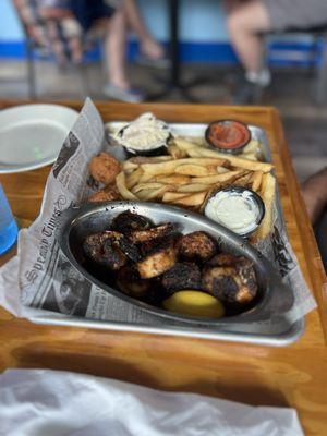 Blackened Scallops & Shrimp Platter