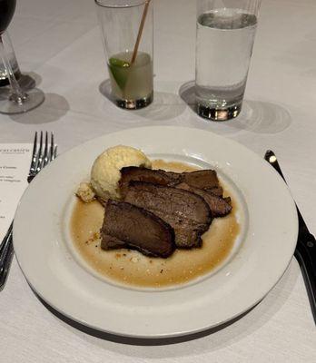 Entree- beef brisket with mashed potatoes