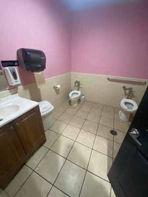 A bathroom for two when you really don't want company.