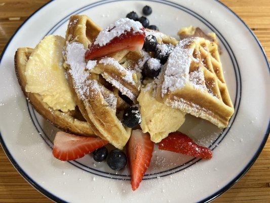 Crème Brûlée Waffle